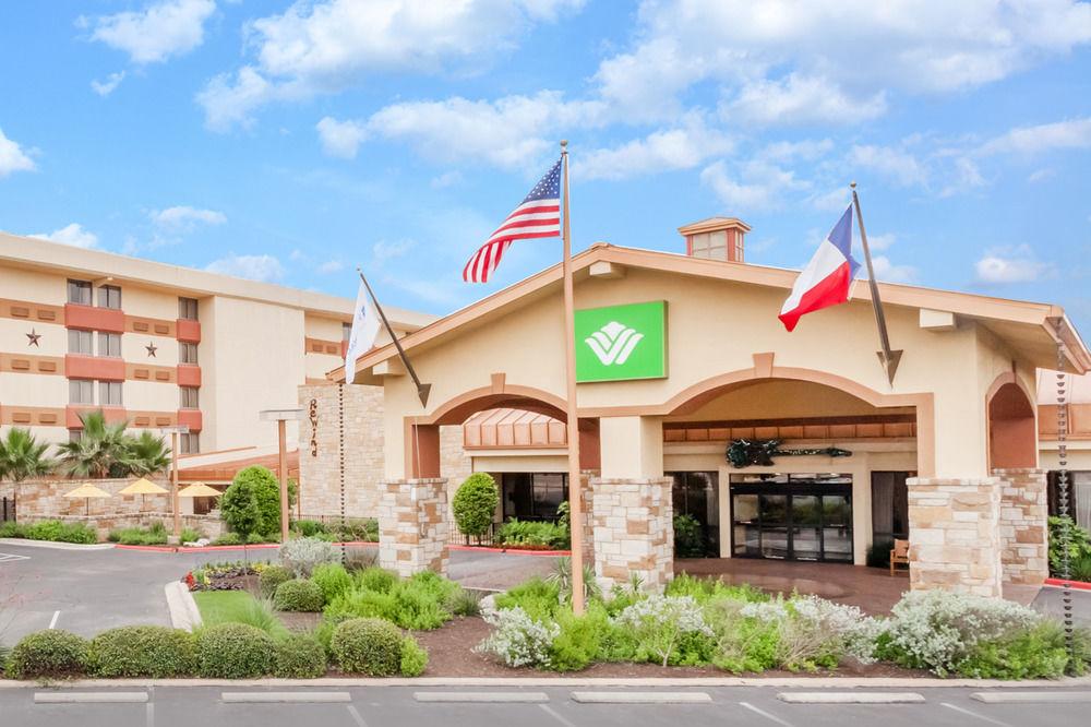 Wyndham Garden 3*